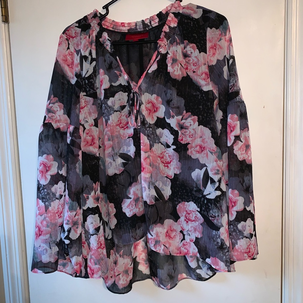 Jennifer Lopez blouse